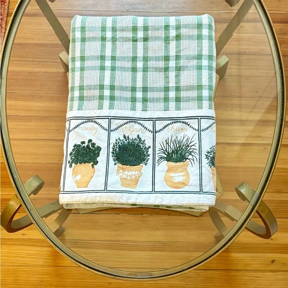 🪴 Vintage Van Cleef Inc. Green Plaid Herb Garden Tablecloth